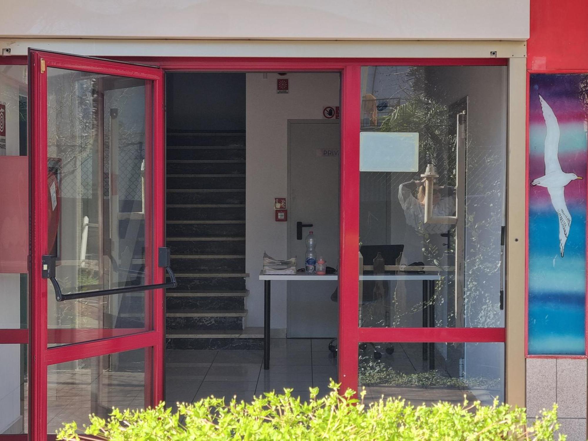 Dependance Hotel Marina Riccione Buitenkant foto
