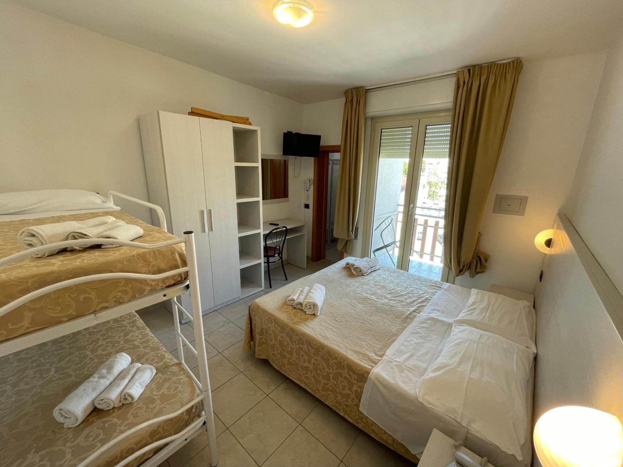 Dependance Hotel Marina Riccione Buitenkant foto